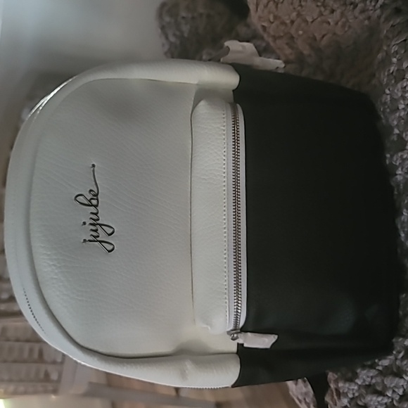 Backpack - Picture 2 of 4